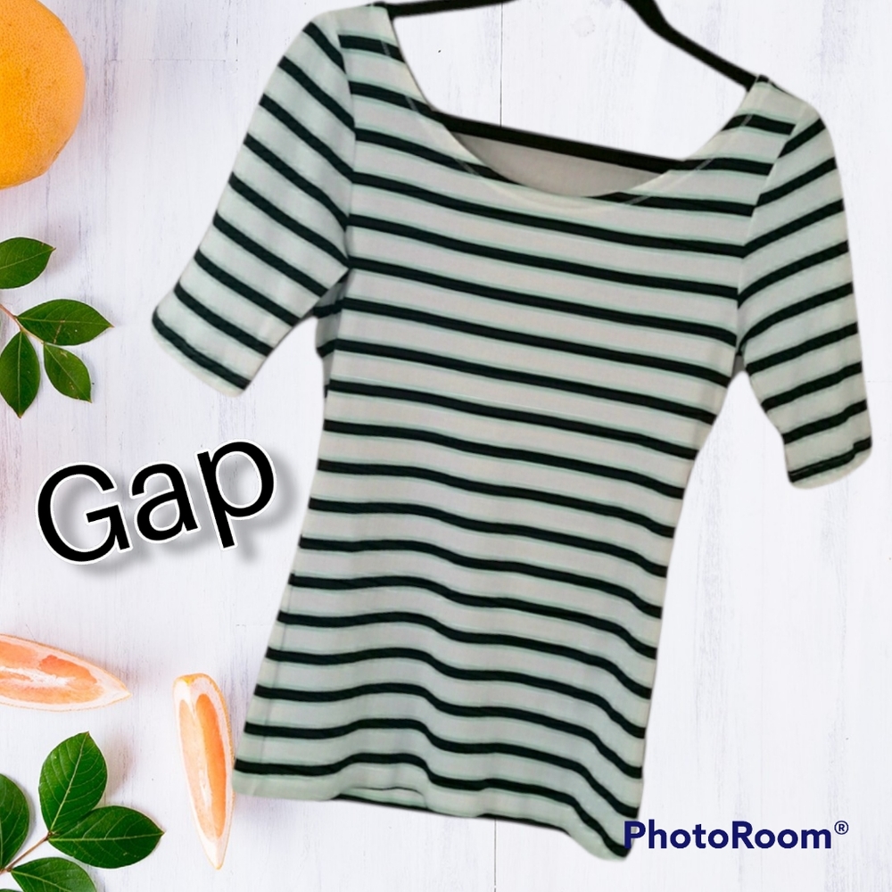 Striped Gap Top